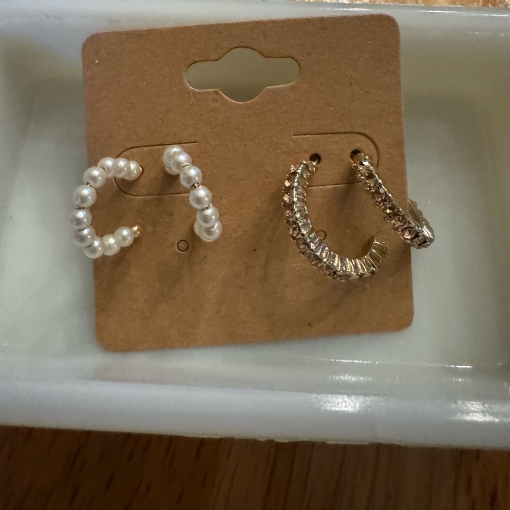 Elegant Pearl and Gold Hoop Earrings